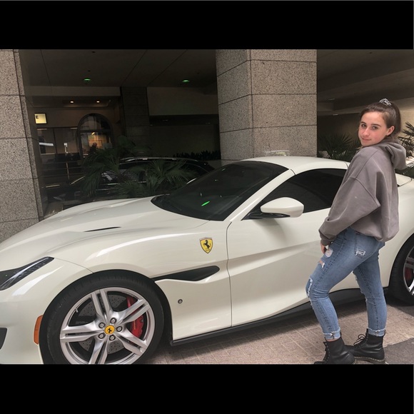 Meet your Posher, Trudy - Picture 1 of 1